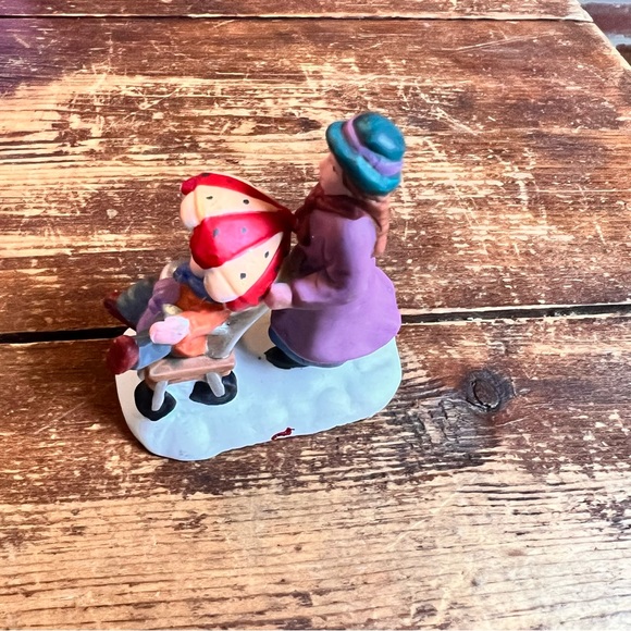 💚Christmas Village figurine - Picture 3 of 6